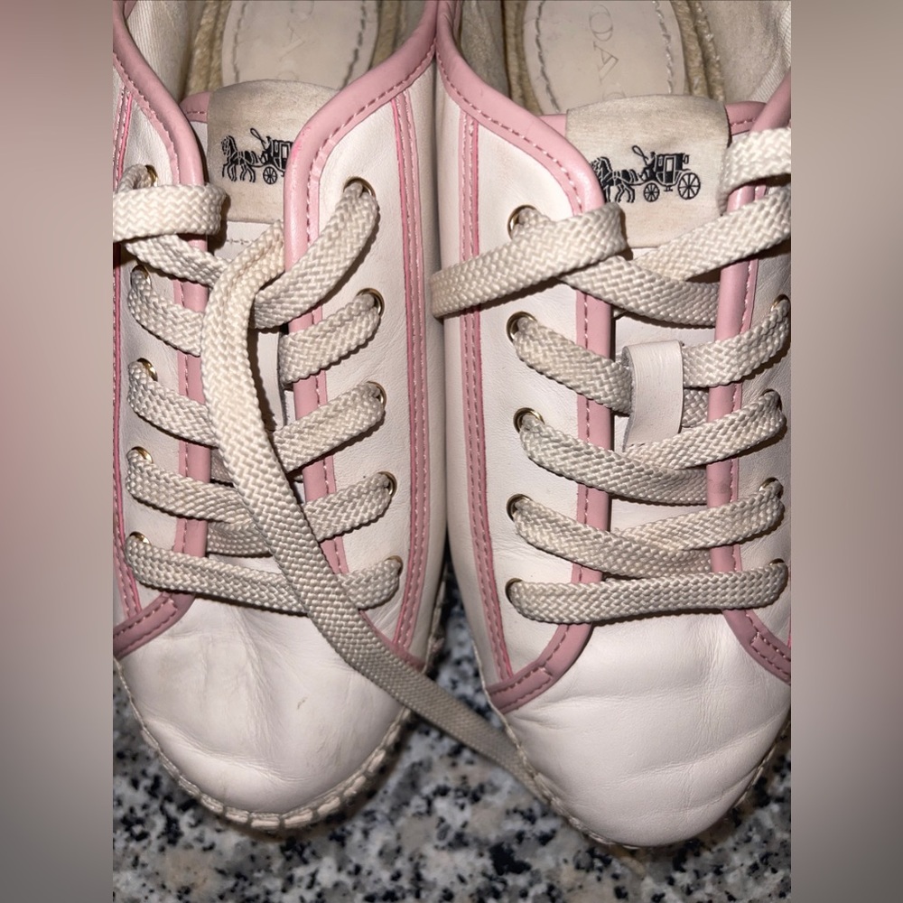Coach  Shoes Blue Leather Color Beige/Pink  Size 6 B - Picture 5 of 8